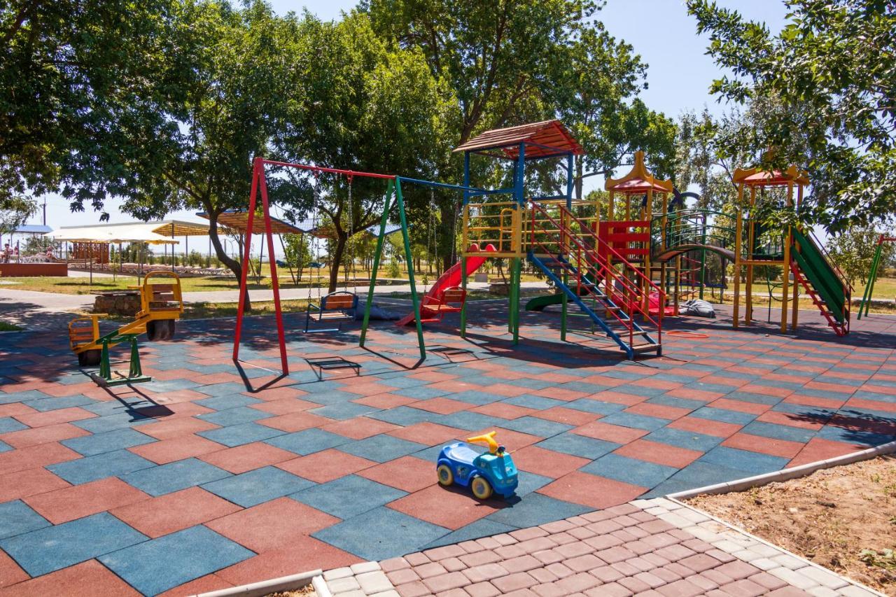 База Отдыха Причал לזורנה מראה חיצוני תמונה